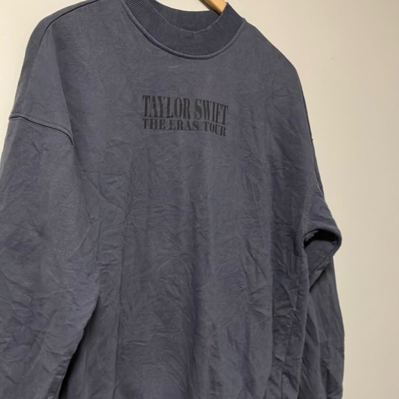 Taylor Swift The Eras Tour Blue Gray Sweatshirt - Picture 2 of 4
